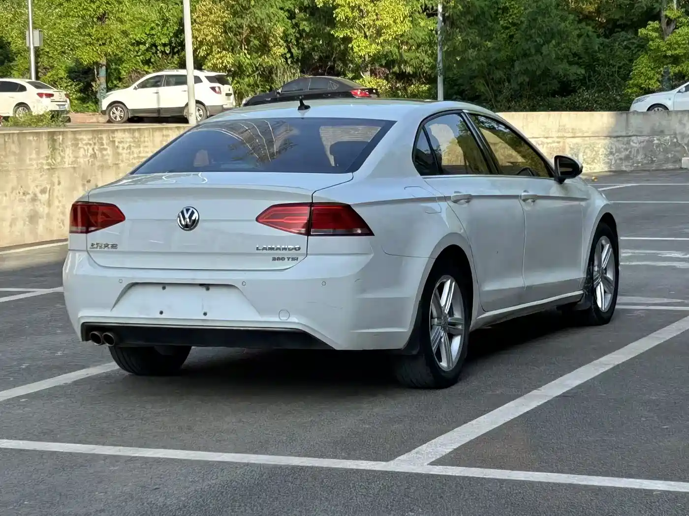 Volkswagen Lamando 2018 280TSI DSG Comfort Edition фото 4
