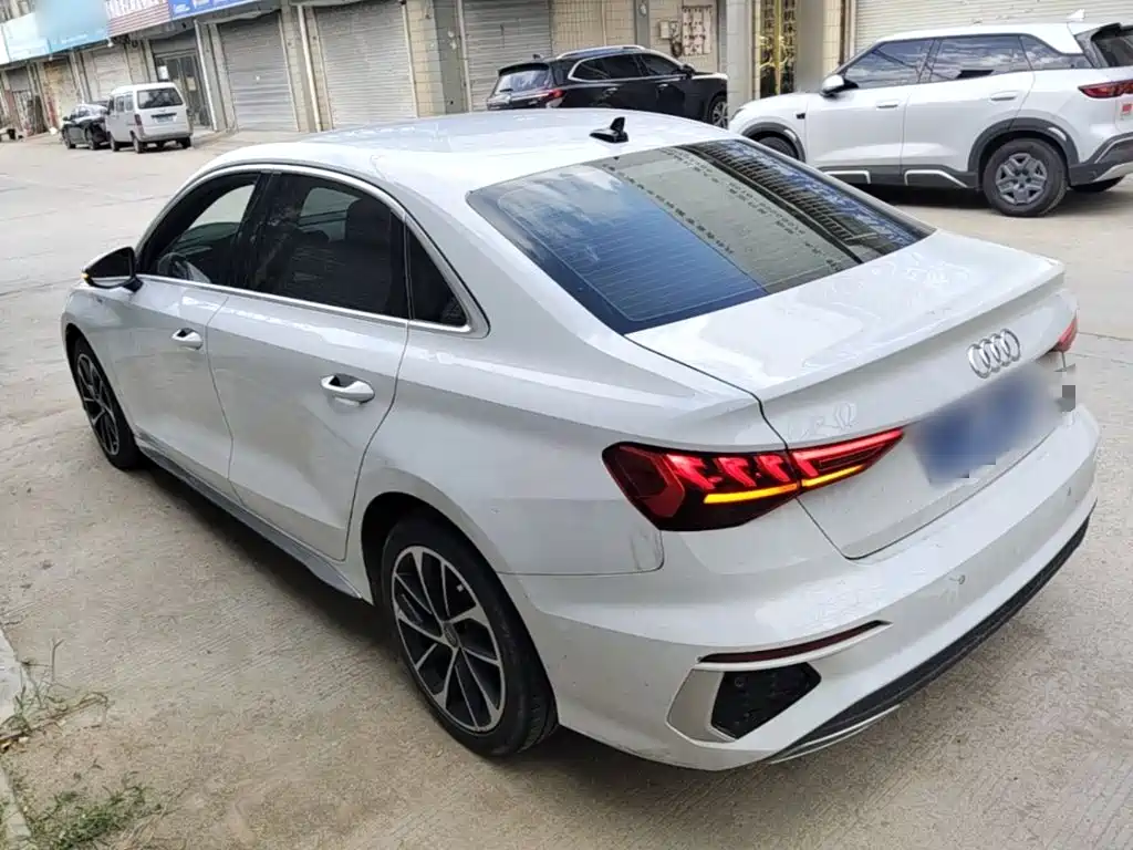 Фото 5 - Audi A3