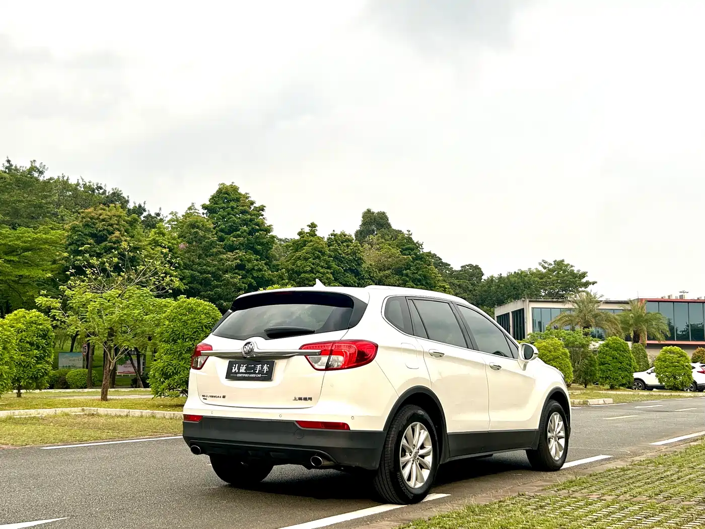 Buick Envision Plus 2014 2014 28T 4WD Elite