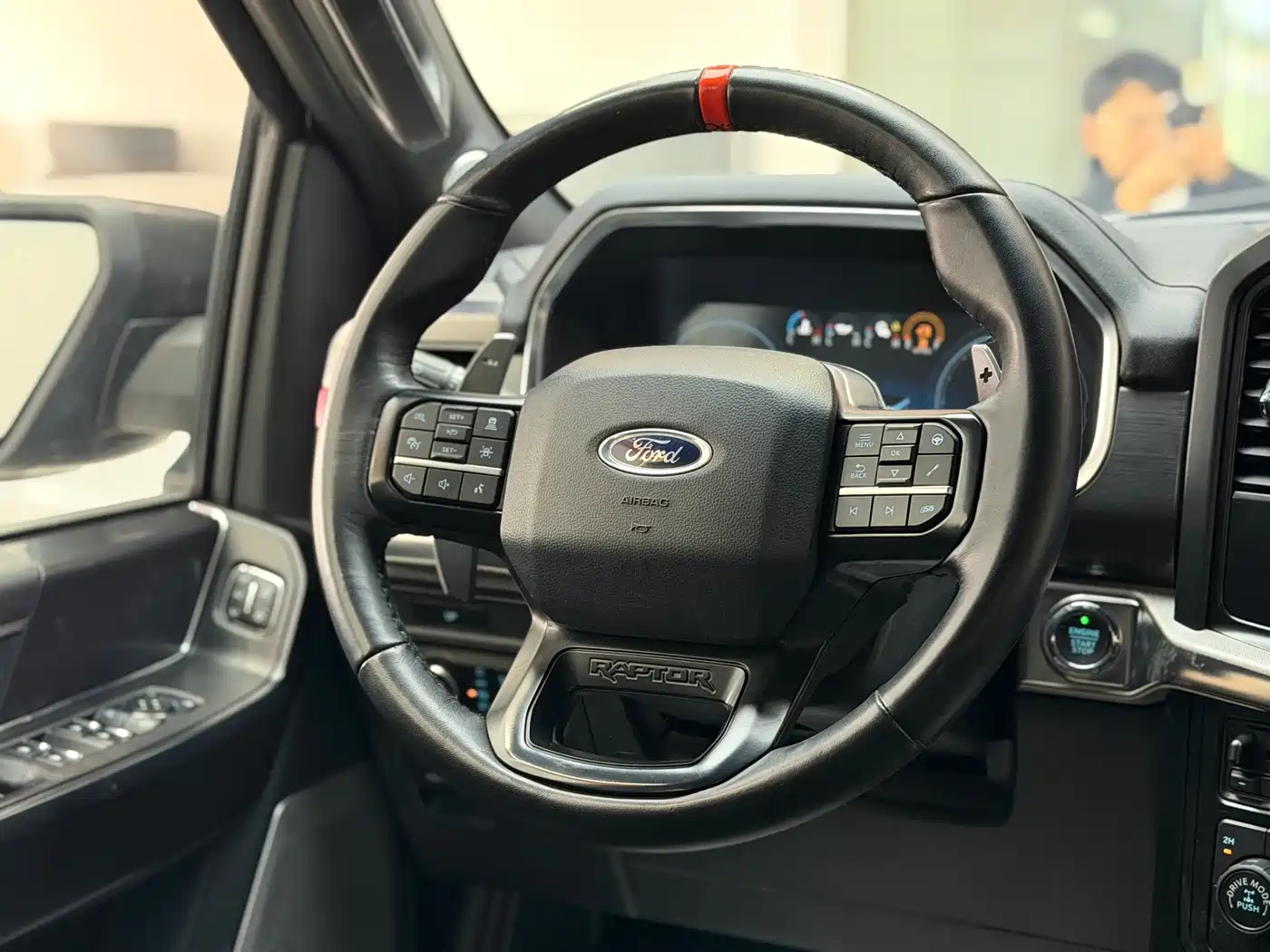 FORD F-150 RAPTOR
