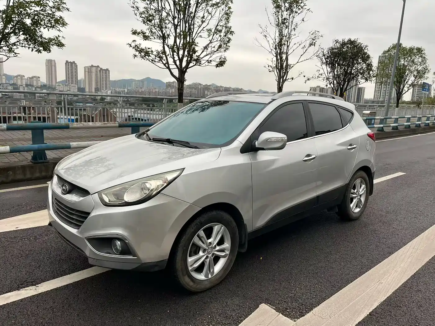 Hyundai Beijing Hyundai ix35 2010 2.0L Automatic 2WD New Edge GL