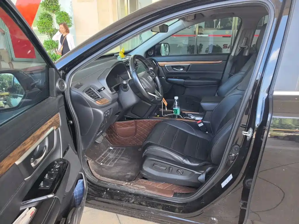 Фото 12 - Honda CR-V