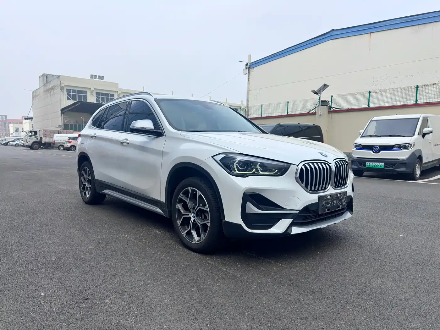BMW X1 2022 sDrive20Li Fashion фото 3