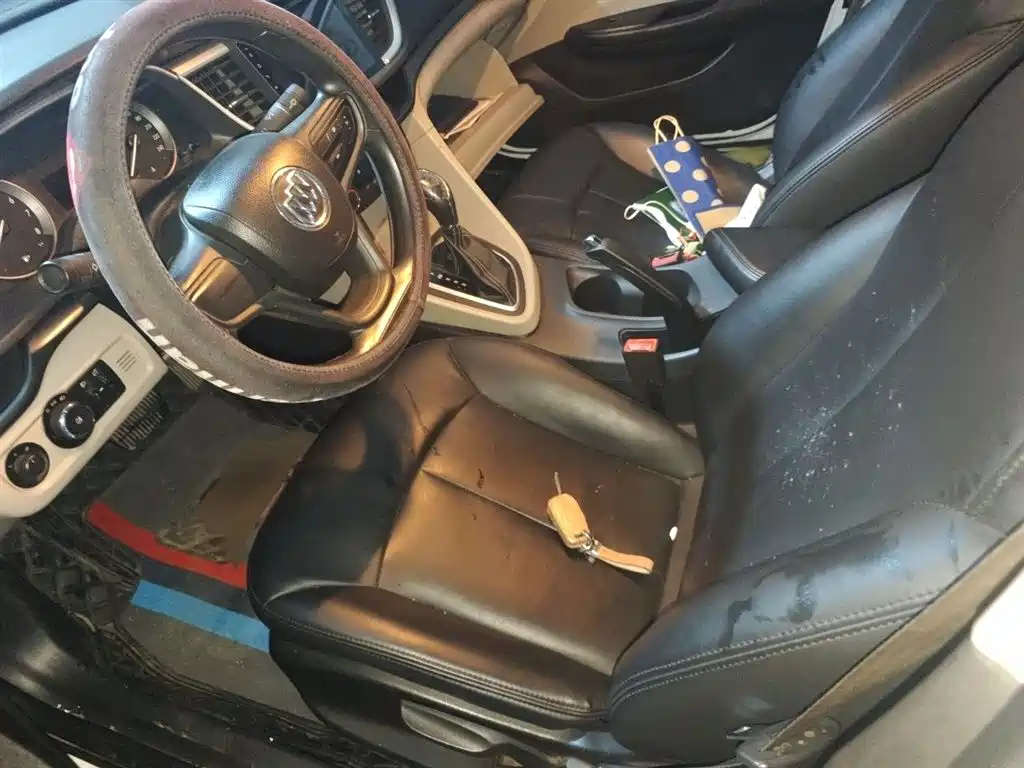 Buick Excelle 2015 15N Automatic Progressive фото 8