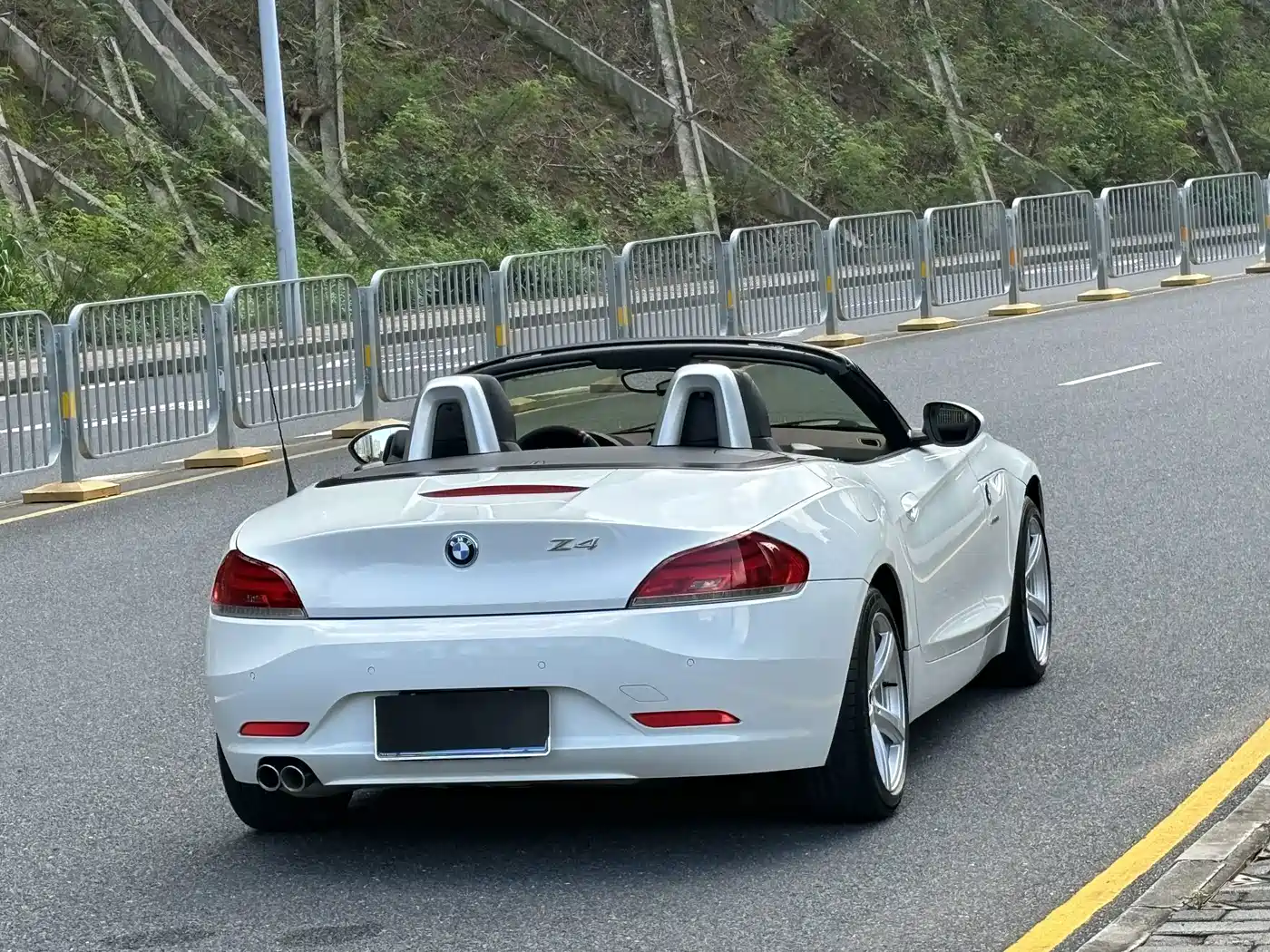BMW Z4 2013 2013 sDrive20i Leading