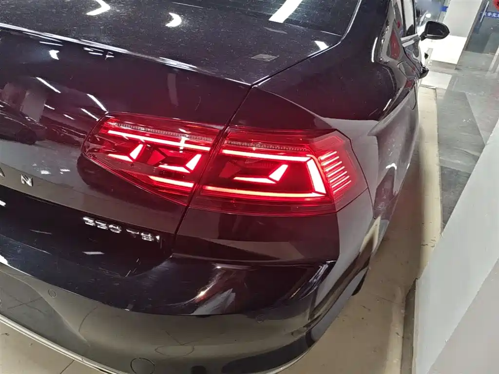 Volkswagen Magotan 2020 330TSI DSG Luxury фото 24