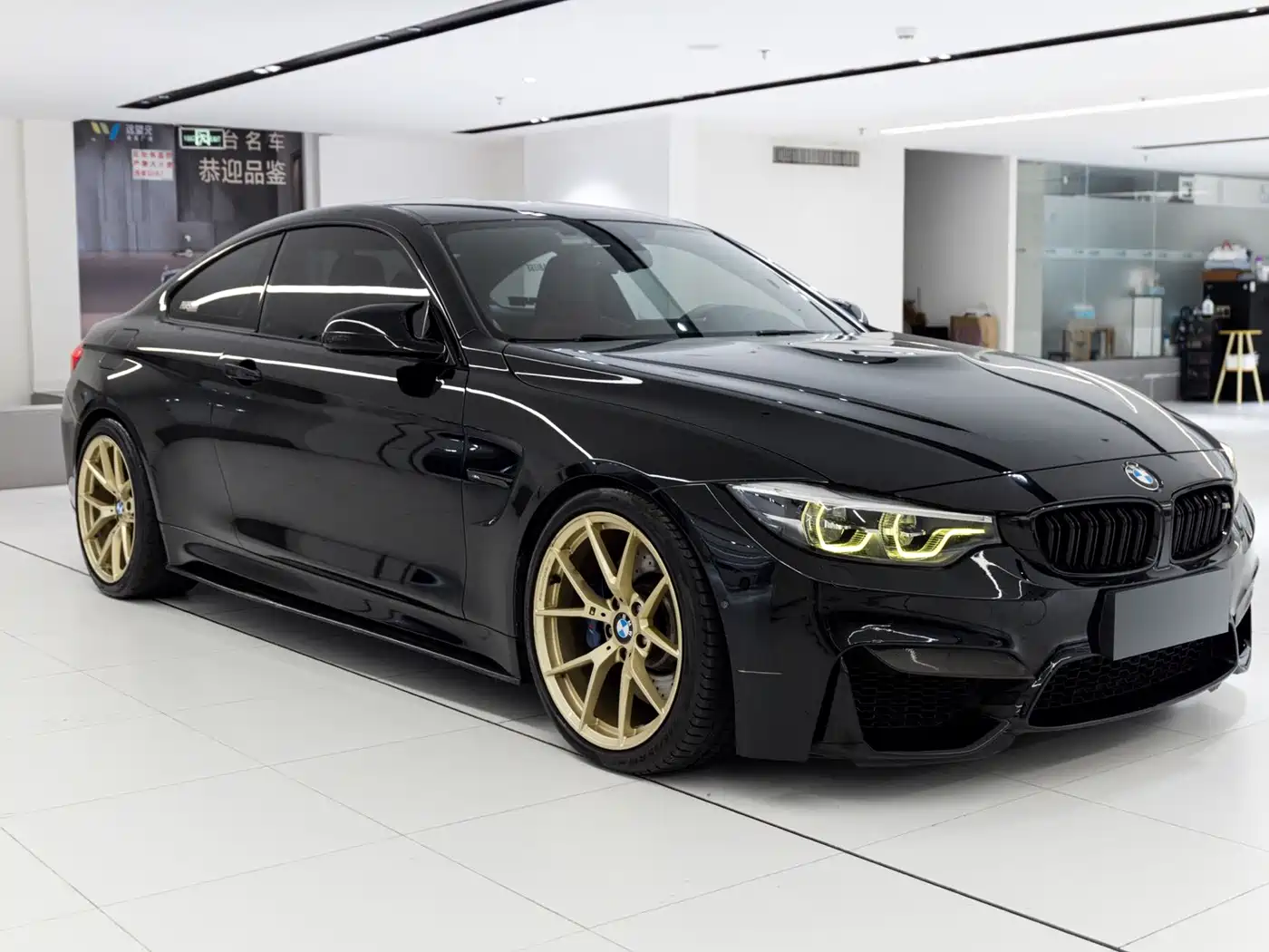 BMW M4 2015 2014 M4 Coupe