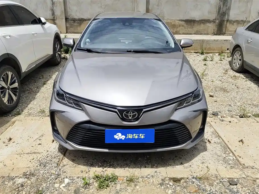 Toyota Corolla 2019 1.2T S-CVT GL Pioneer Edition фото 2