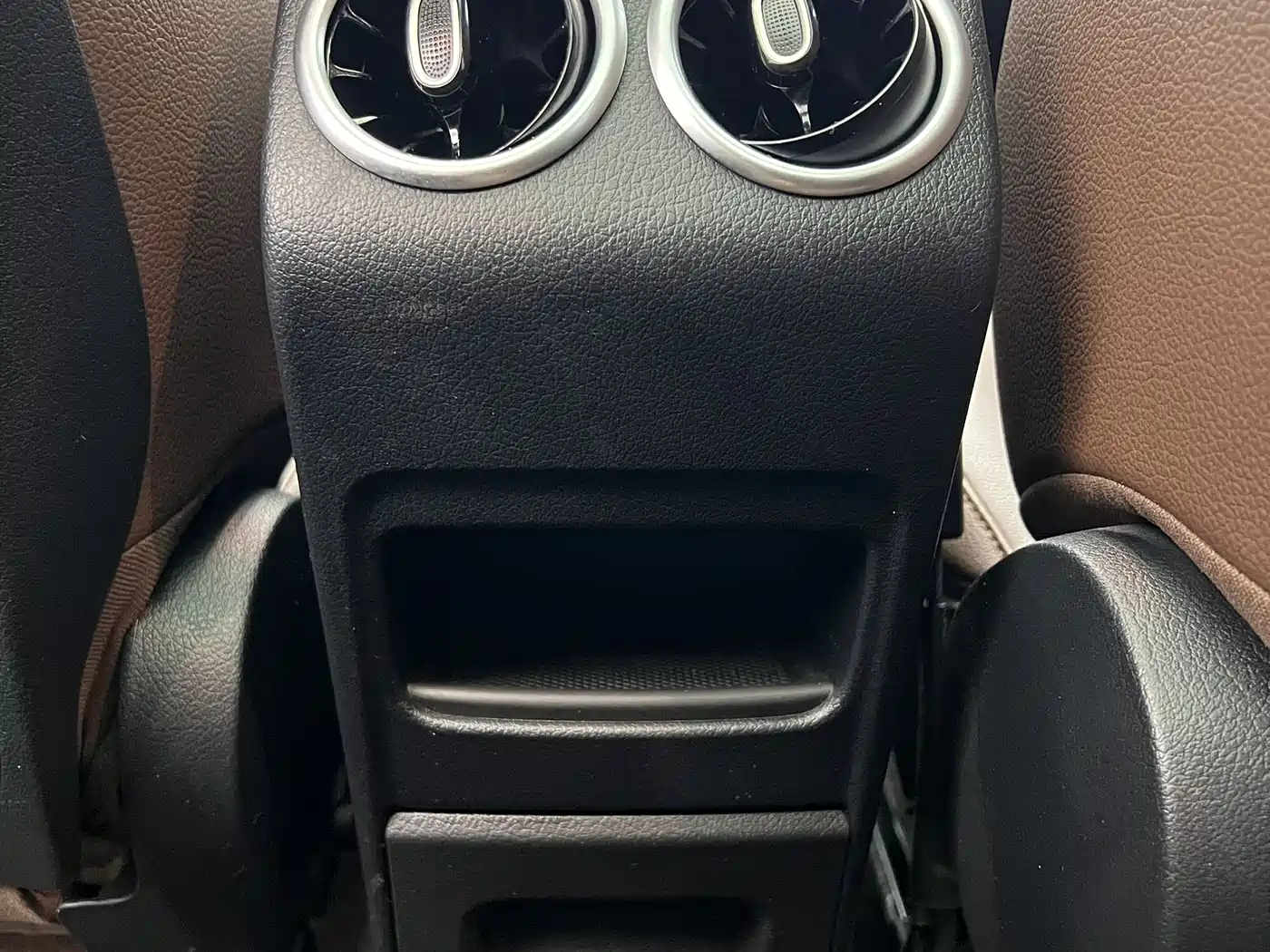 Mercedes-Benz GLB 2023 GLB 220 Dynamic фото 15