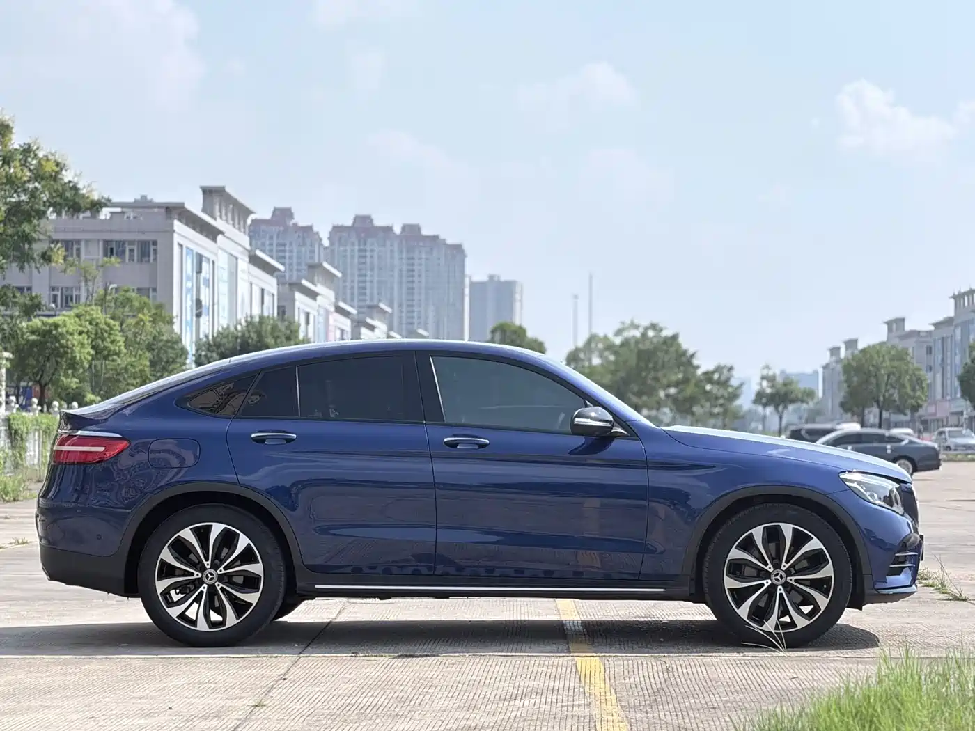 Mercedes-Benz GLC Coupe 2020 2019 GLC 260 4MATIC Coupe SUV