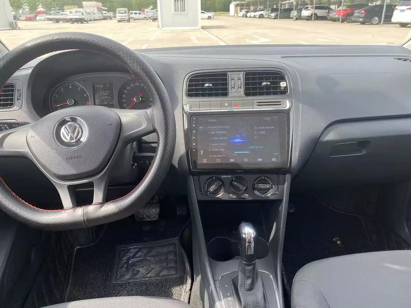 Volkswagen Polo 2016 1.4L Automatic Trend фото 8