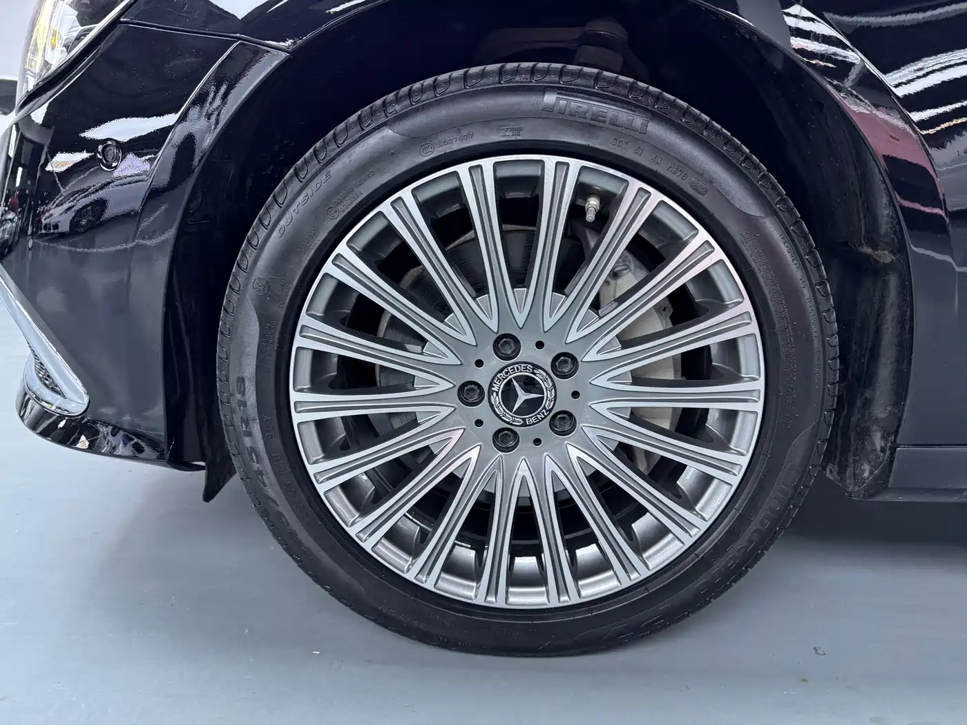 Mercedes-Benz E-Class 2020 E 300 L Fashion фото 19