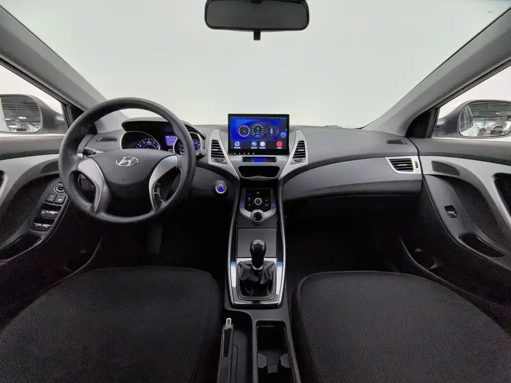 Hyundai Langdong 2017 2016 1.6L Manual Premium Edition