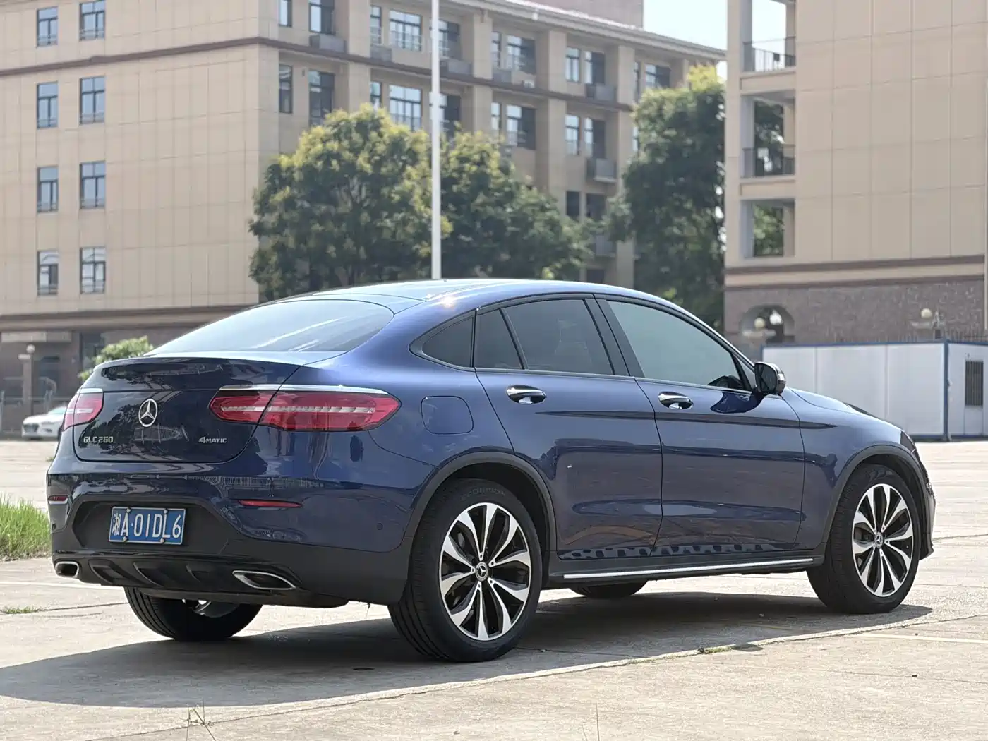 Mercedes-Benz GLC Coupe 2020 2019 GLC 260 4MATIC Coupe SUV