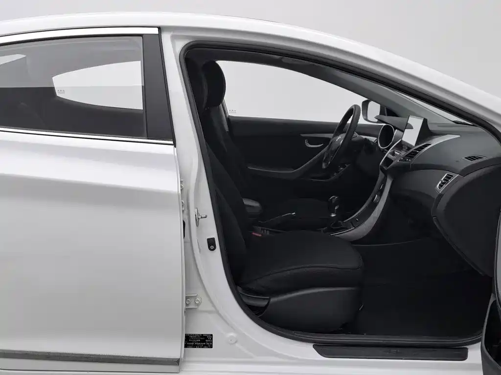 Hyundai Langdong 2017 2016 1.6L Manual Premium Edition