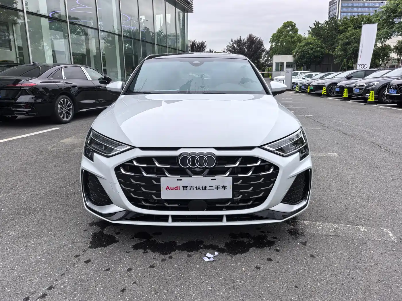 Audi A3 2025 Sportback 35TFSI Flying Premium фото 2