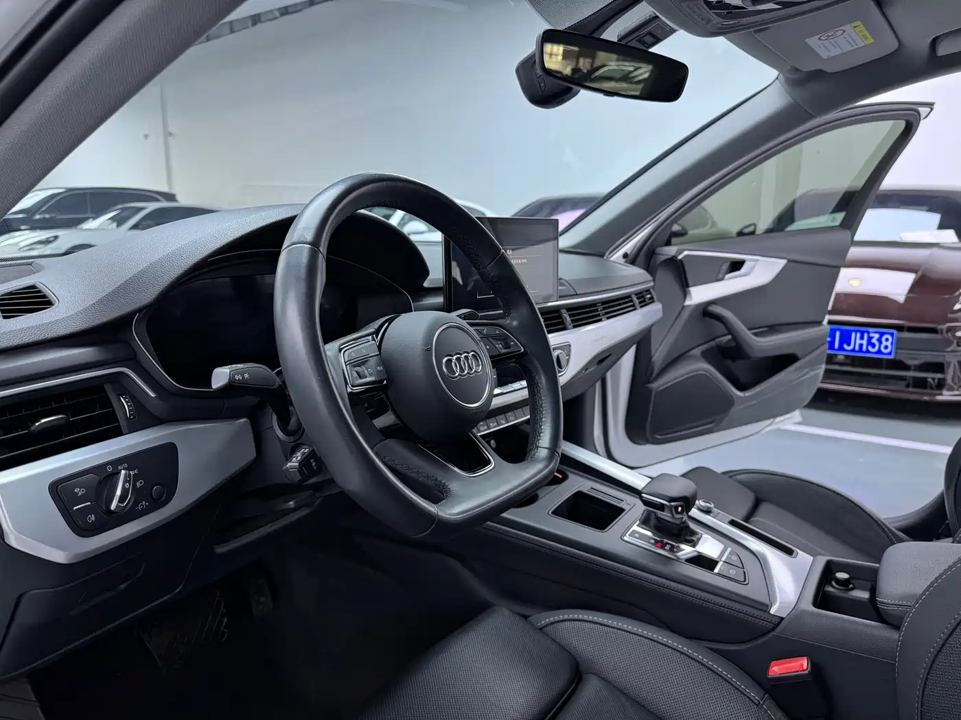 Audi A4L 2022 40 TFSI Luxury Dynamic фото 4