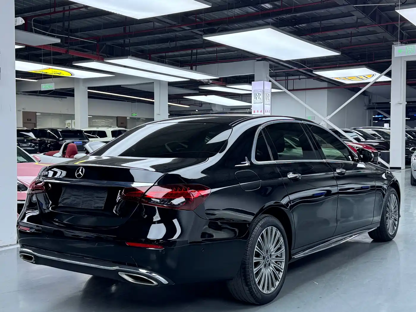 Mercedes-Benz E-Class 2020 E 300 L Fashion фото 16