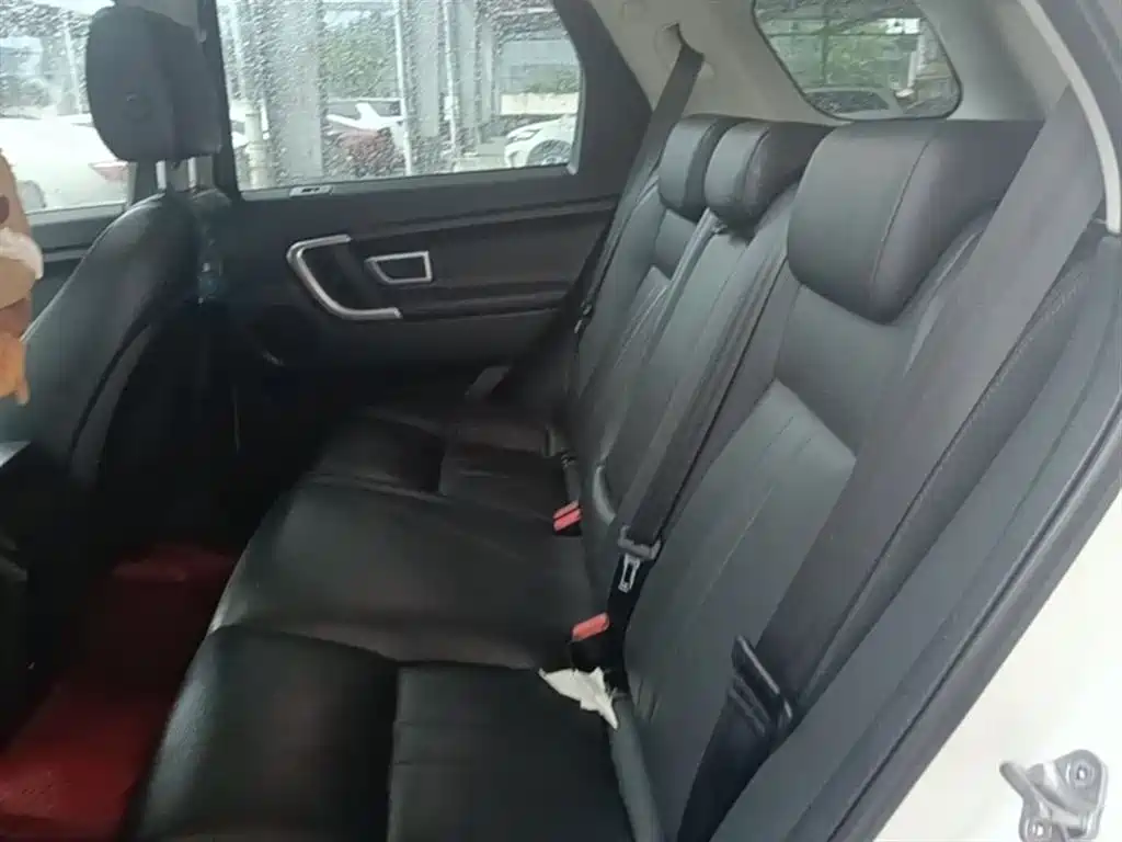 Land Rover Discovery Sport 2018 240PS SE Edition фото 17