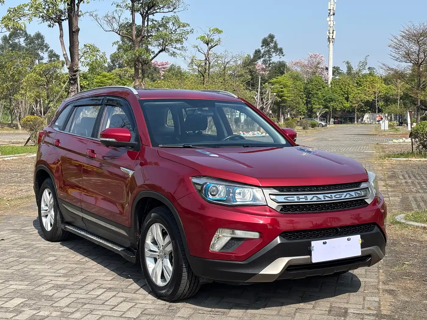 CHANGAN CS75