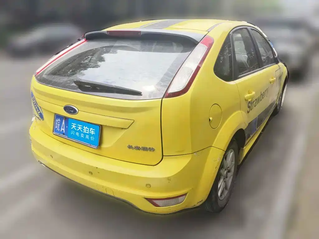 Photo 2 - Ford Focus