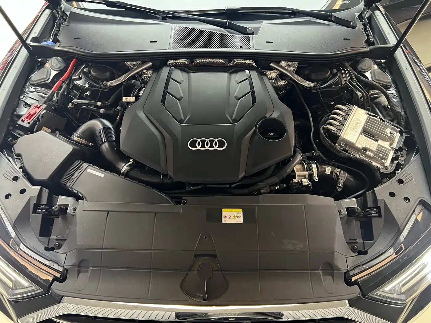 Audi A6L 2023 55 TFSI quattro Premium Dynamic фото 17