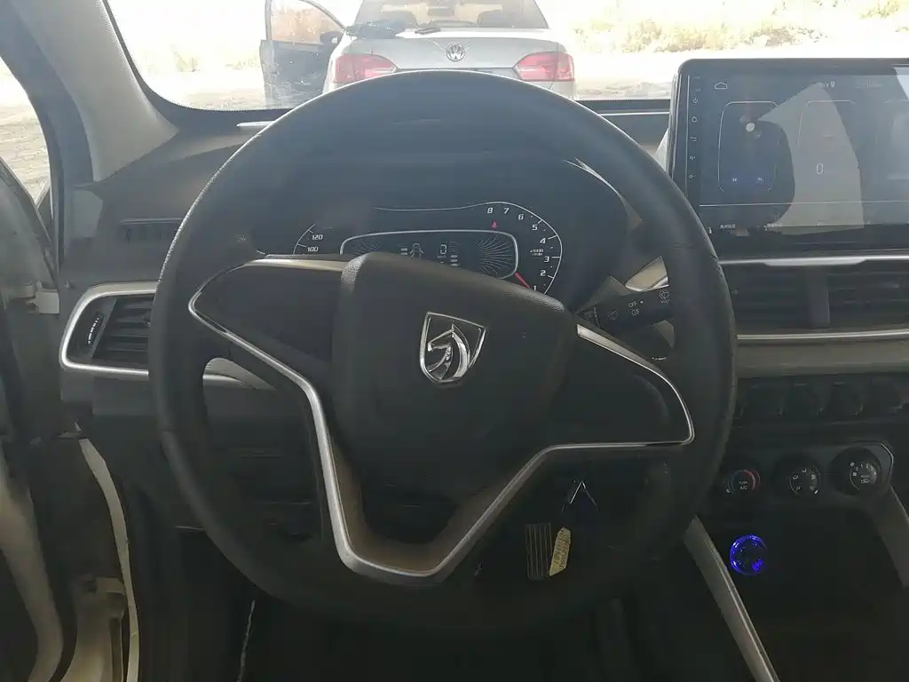 Photo 6 - Baojun 510
