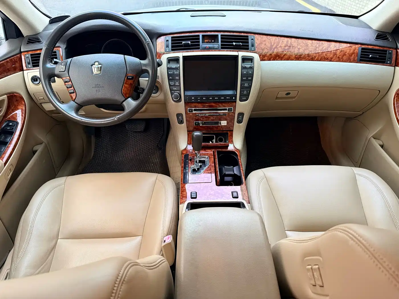 Toyota Crown 2006 2.5L Royal Leather Edition фото 5
