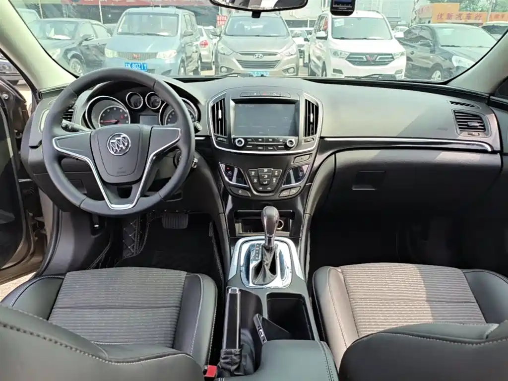 Buick Regal 2015 1.6T Leading Tech Edition фото 13