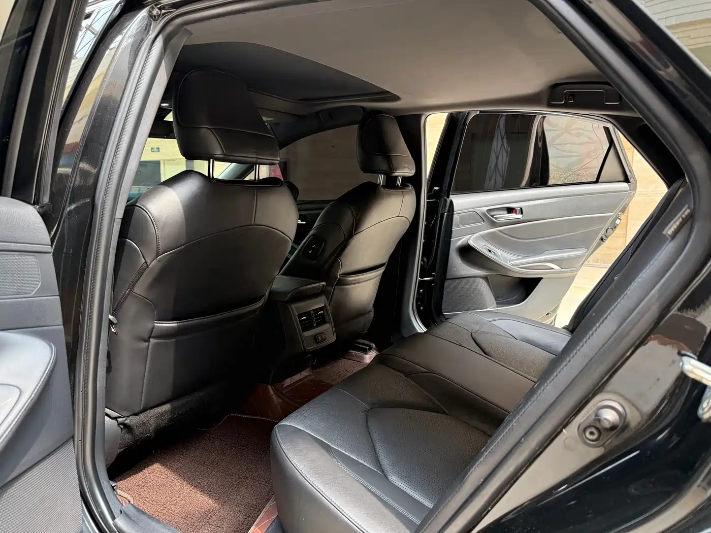Toyota Avalon 2019 2.0L Luxury Edition (China VI) фото 9