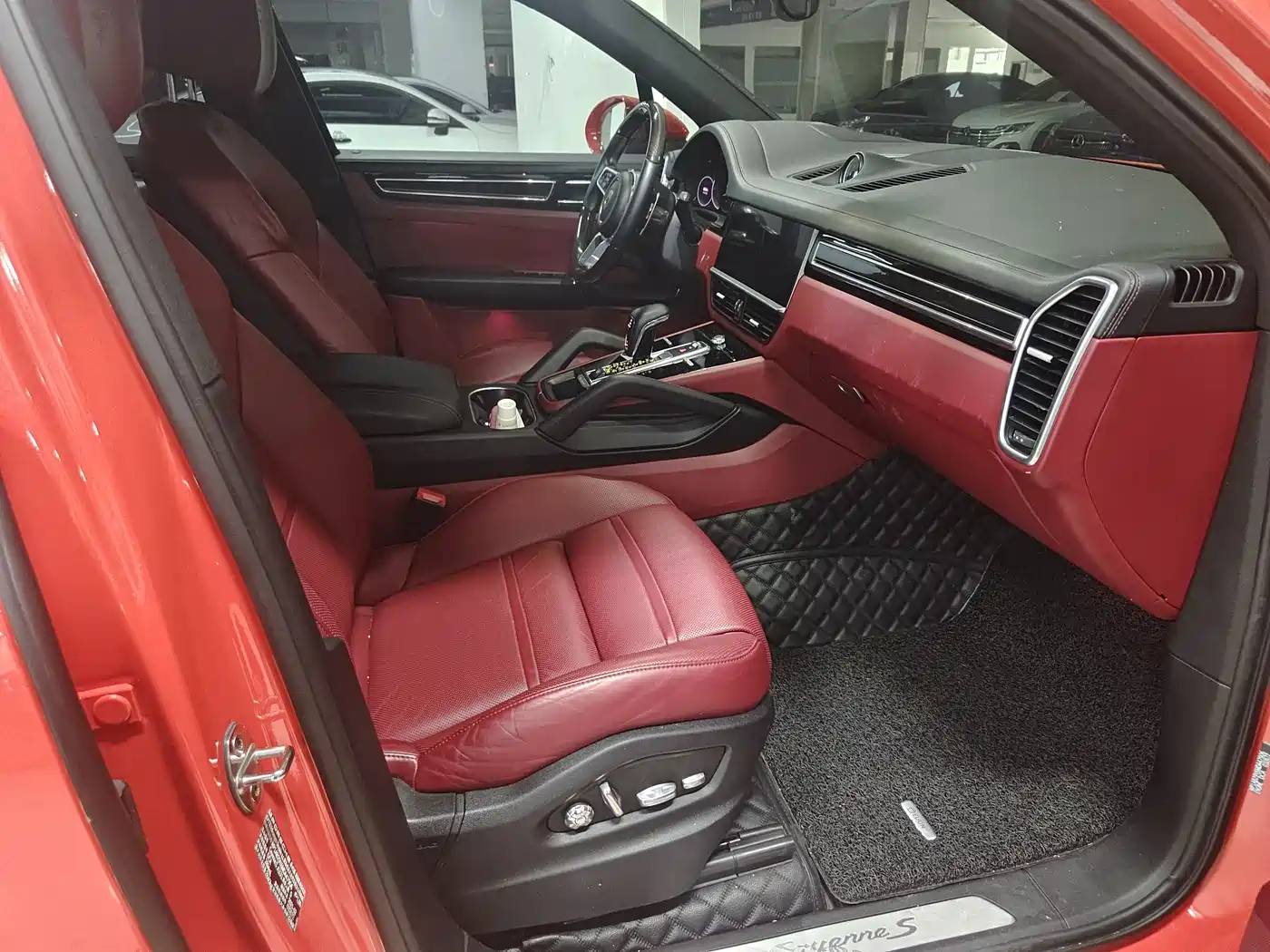 Porsche Cayenne 2020 Cayenne S 2.9T фото 13