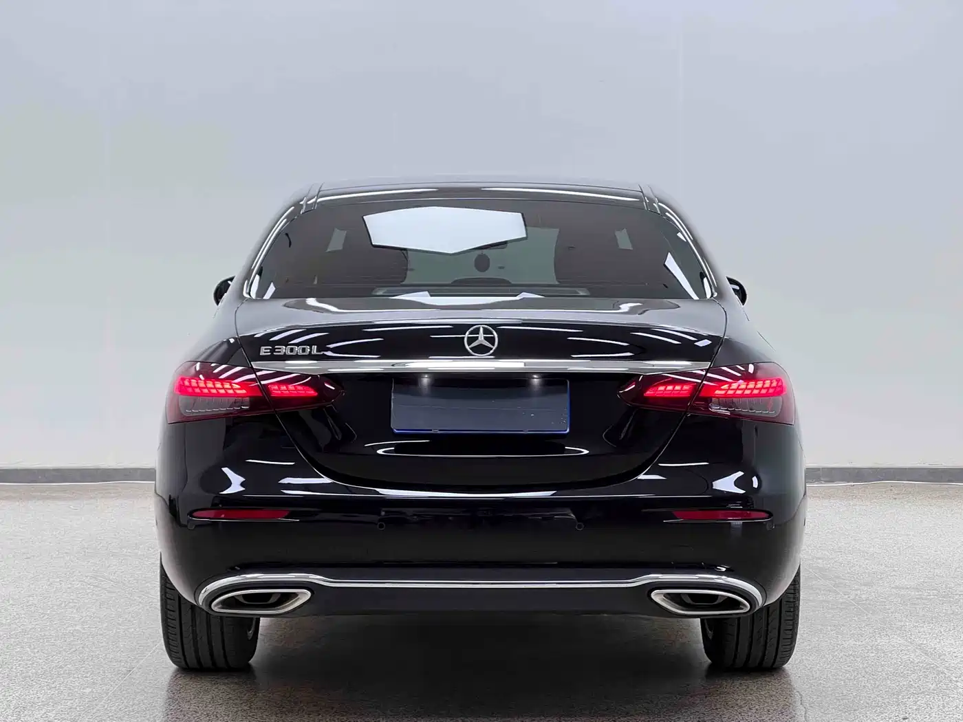 Mercedes-Benz E-Class 2023 Facelift E 300 L Luxury фото 6