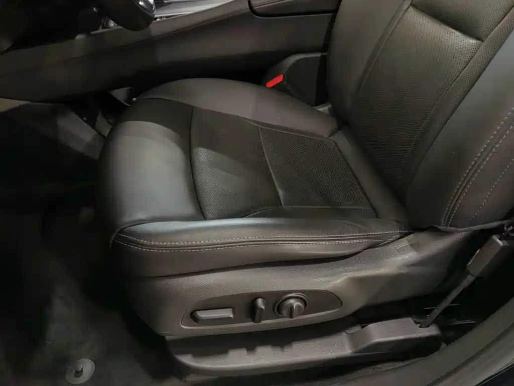 Фото 20 - Buick Enclave