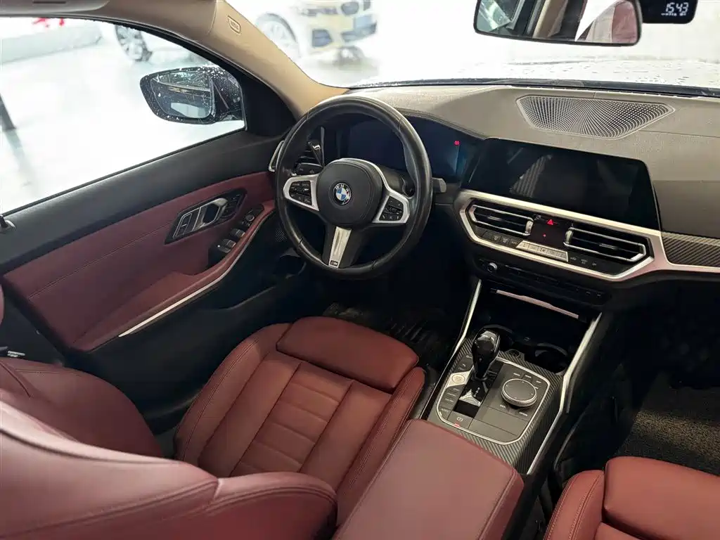 BMW 3 Series 2021 320Li M Sport Package фото 16