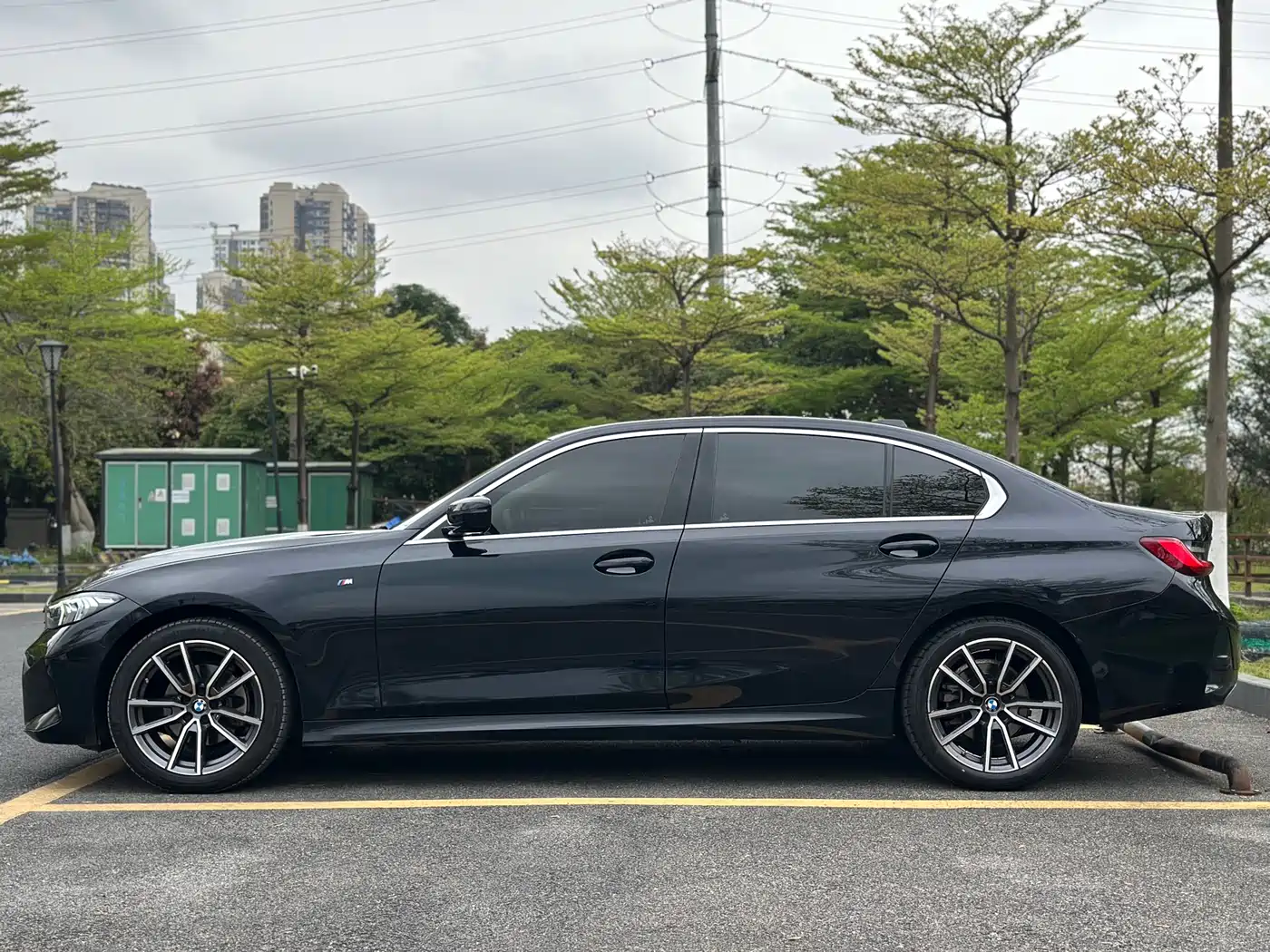 BMW 3 Series 2023 325Li M Sport Package фото 7