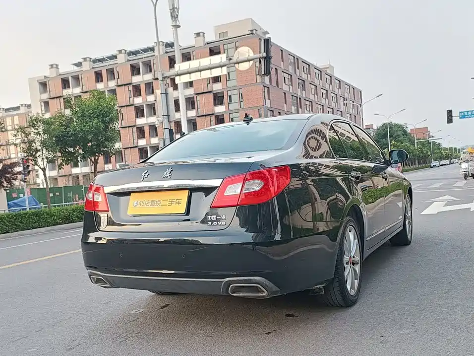 Photo 4 - Hongqi H7