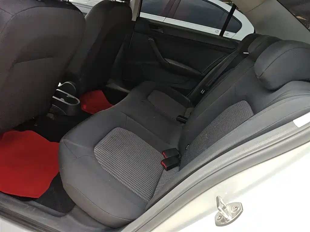 Volkswagen Santana 2018 1.5L Automatic Trend Edition фото 17
