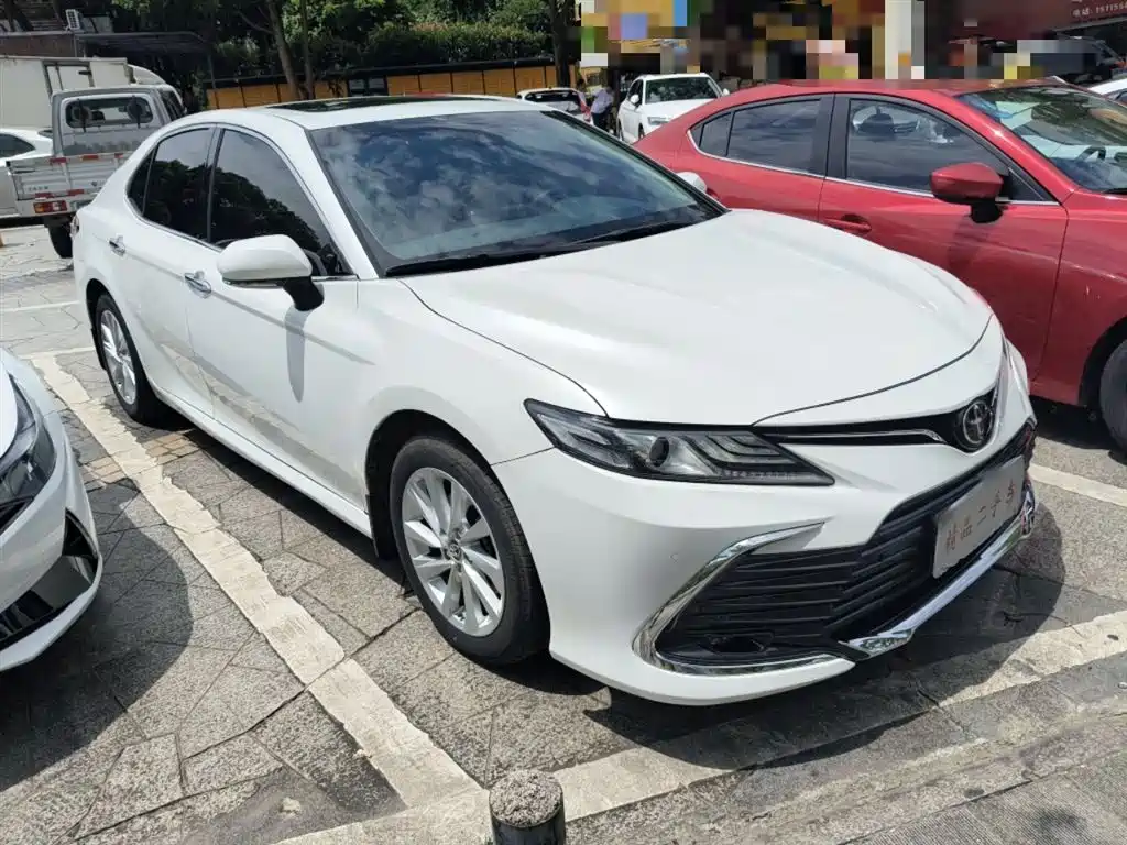 Toyota Camry 2023 2.0G Luxury Edition фото 5