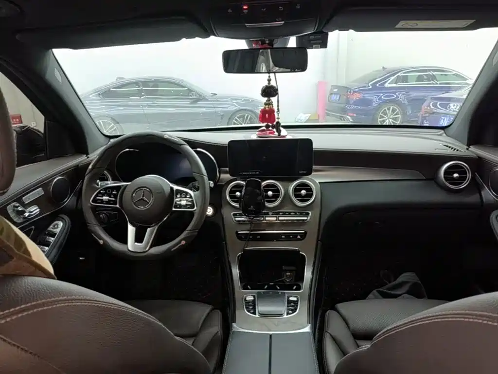 Mercedes-Benz GLC 2022 Facelift GLC 260 L 4MATIC Luxury Model фото 10