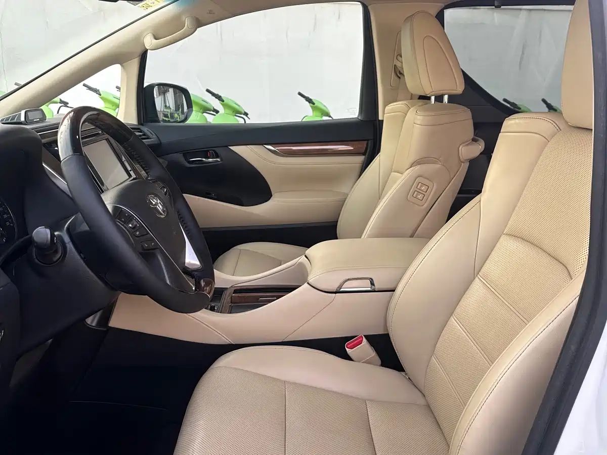 Toyota Alphard 2015 3.5L Premium Edition фото 5