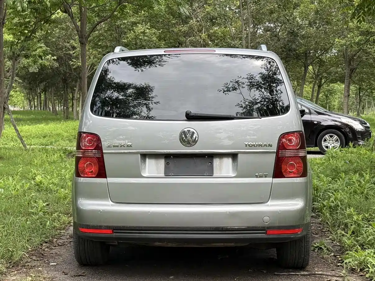Volkswagen Touran 2008 Model 1.8T Premium Smart Edition Automatic 7-Seater фото 9