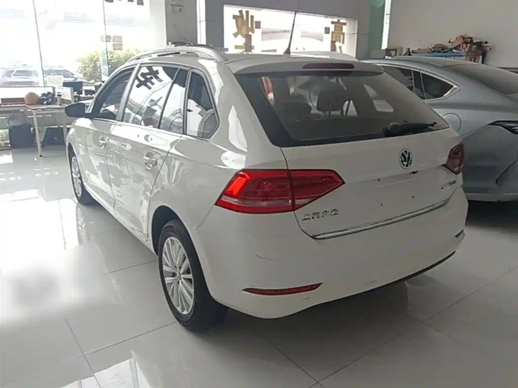 Volkswagen Santana 2018 Gran Santana 1.5L Automatic Comfortline фото 5