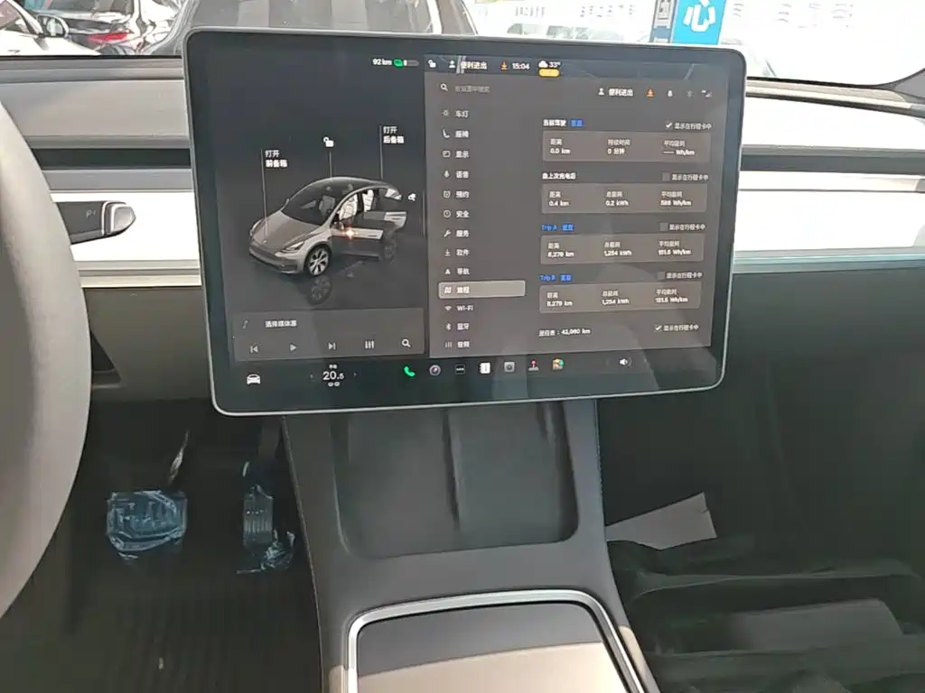 Фото 13 - Tesla Model Y