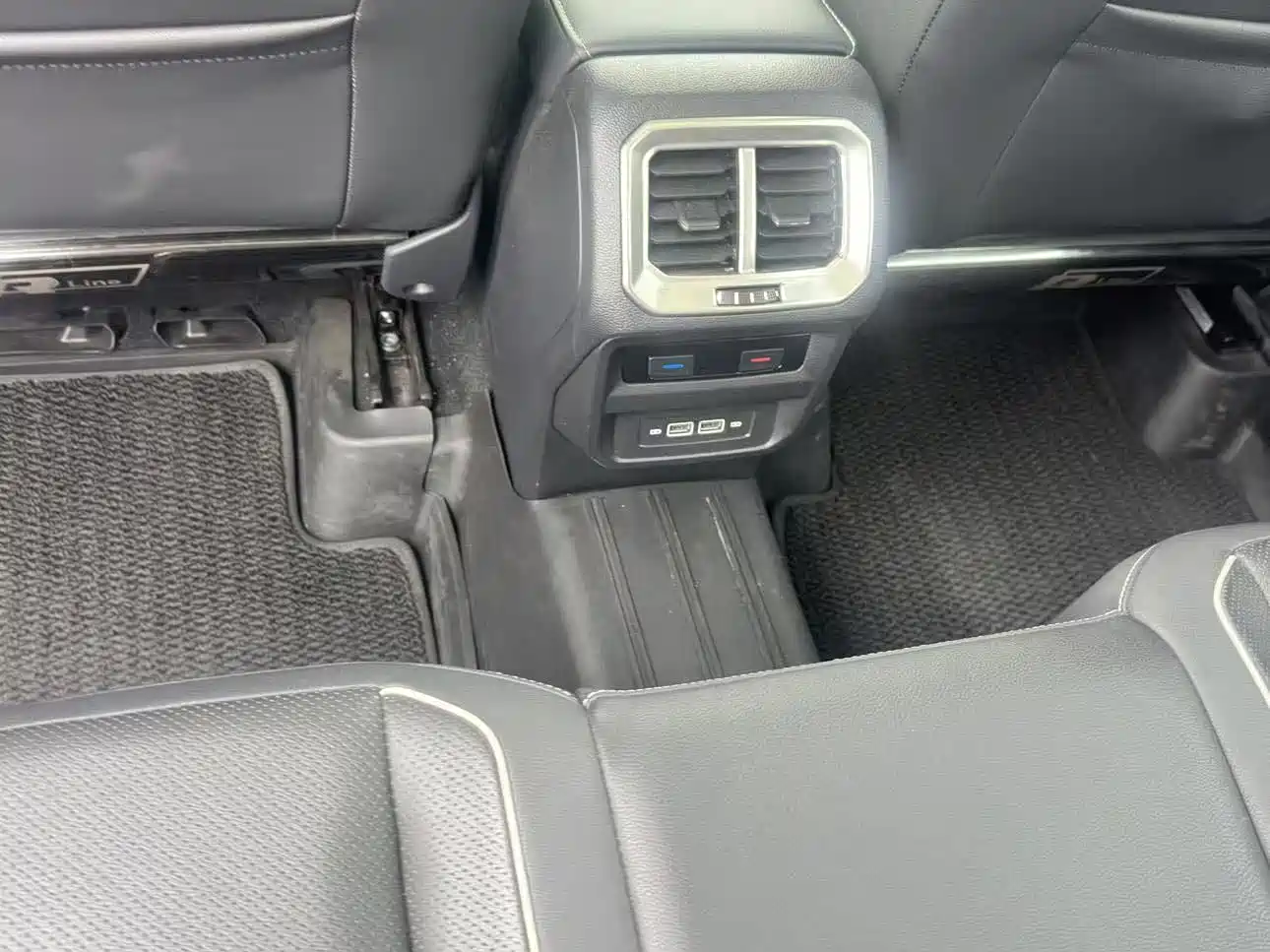 Volkswagen Tiguan L 2019 380TSI Automatic 4WD R-Line Flagship 7-Seater China VI фото 16