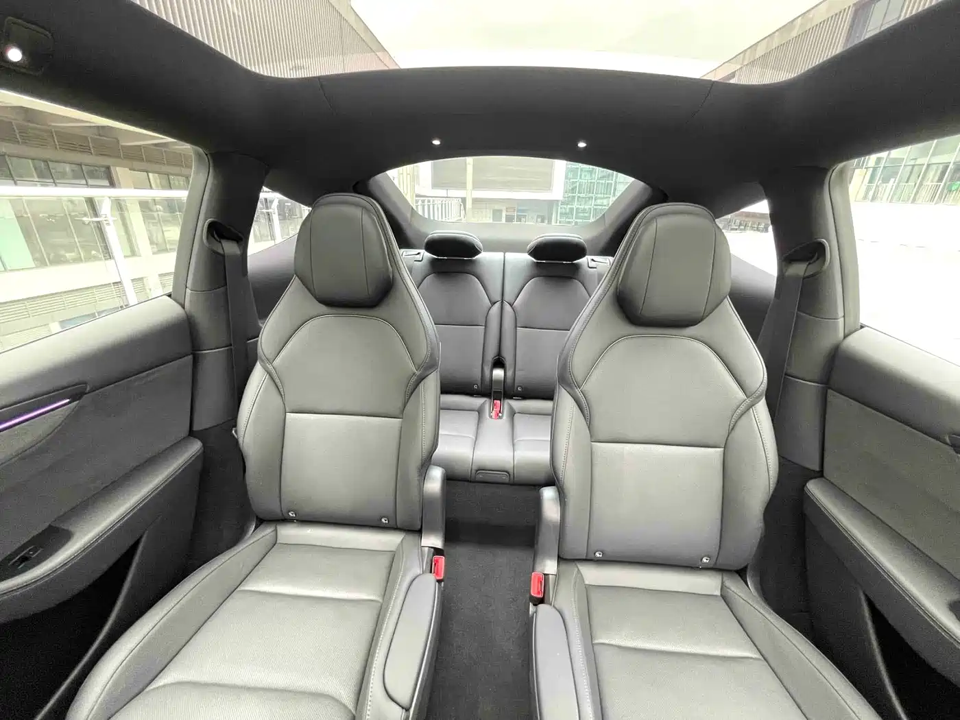 Tesla Model Y 2025 Long Range All-Wheel Drive фото 5