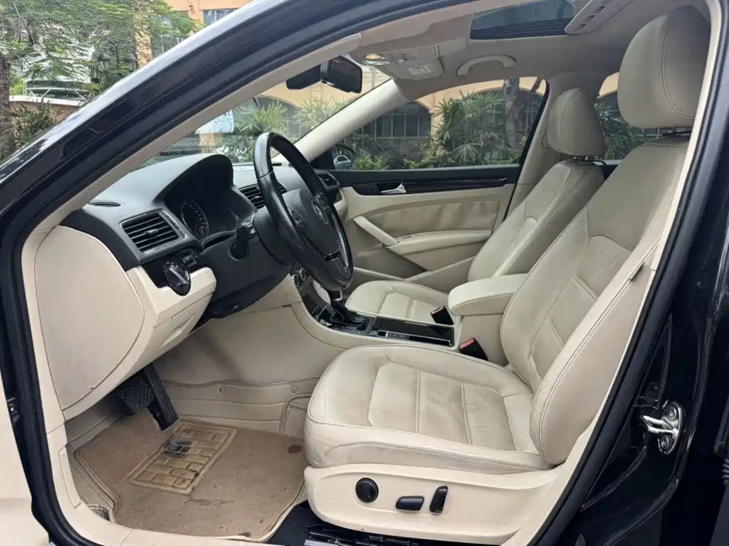 Фото 2 - Volkswagen Passat