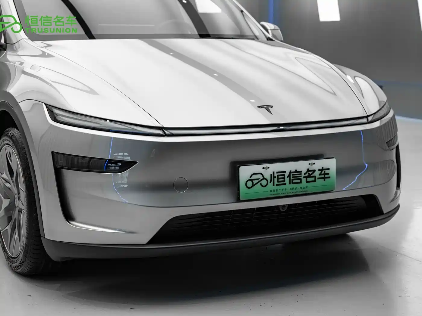 Tesla Model Y L 2026 2025 Facelift Long Range AWD