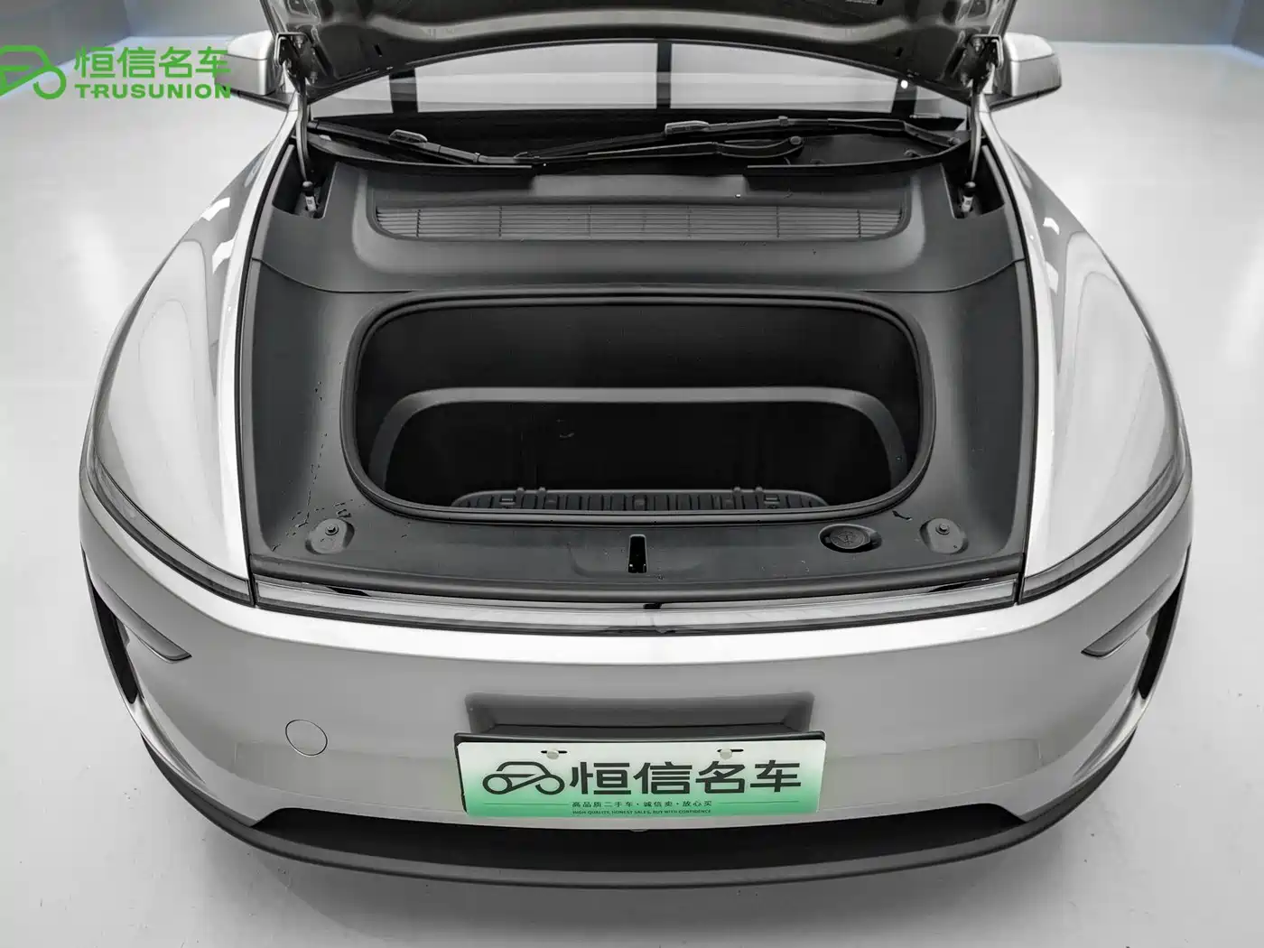Tesla Model Y L 2026 2025 Facelift Long Range AWD