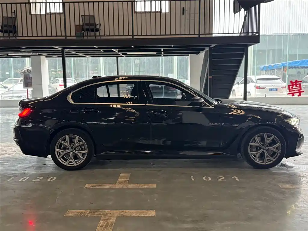 BMW i3 2022 eDrive 35 L фото 4
