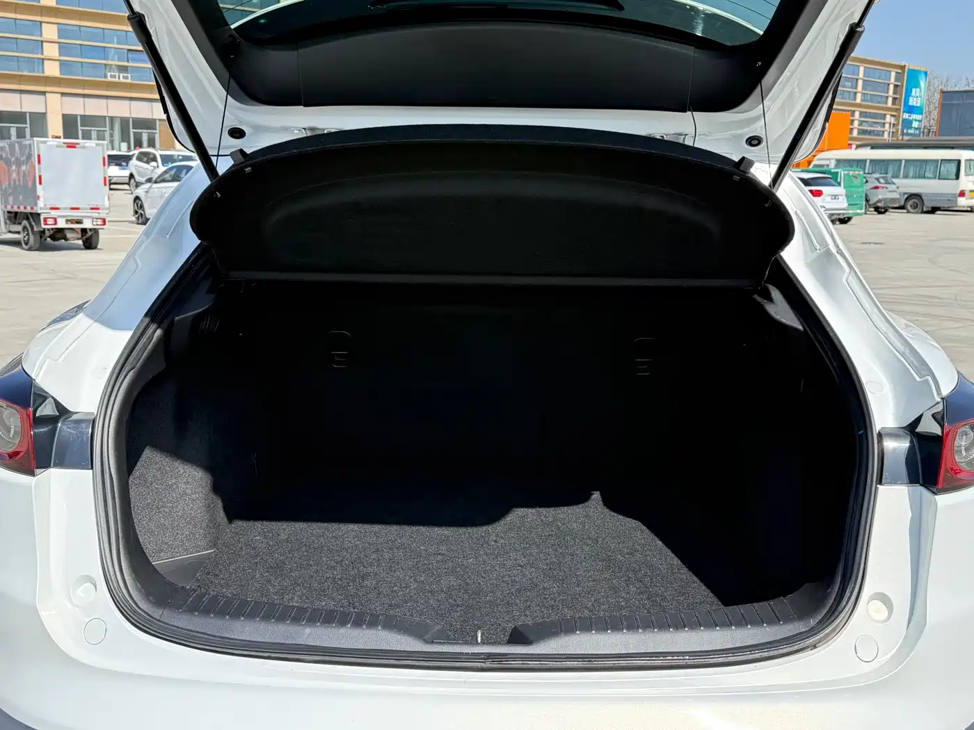 Mazda CX-4 2023 2021 2.0L Auto FWD Skyactiv Vitality Edition
